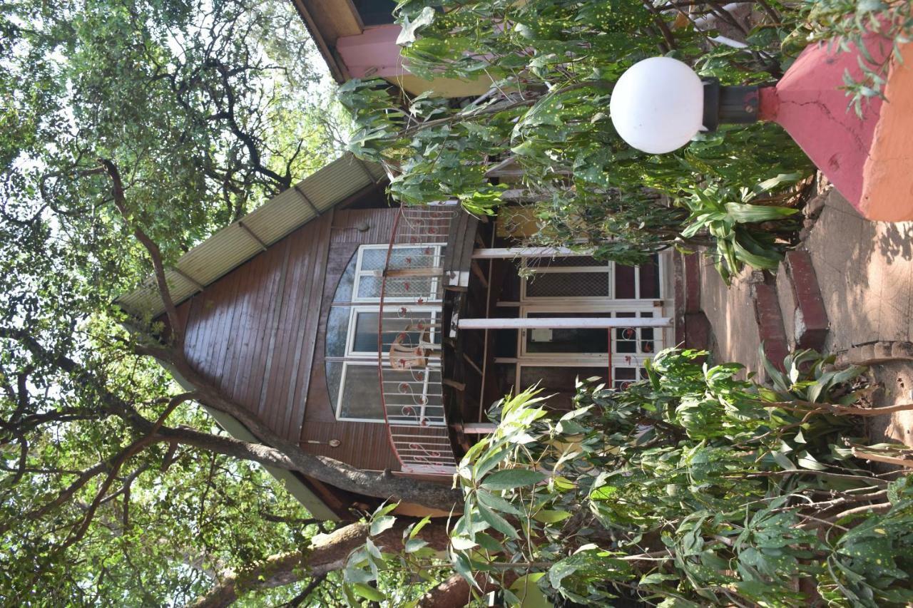 Green Hill Resort Matheran Bagian luar foto