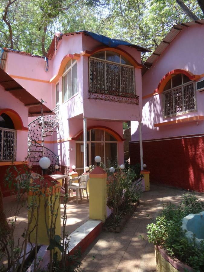 Green Hill Resort Matheran Bagian luar foto